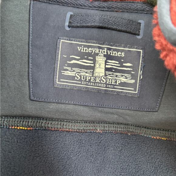 Vineyard Vines Men's Sherpa SuperShep Vest - Picture 4 of 5